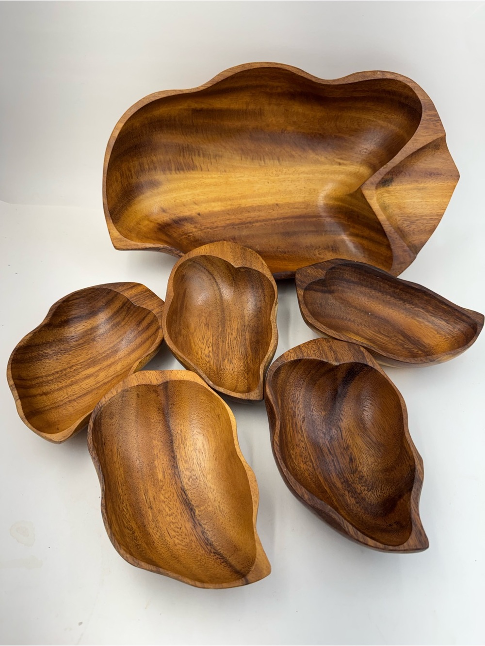 Vintage monkey pod wooden bowl set one large 5 small